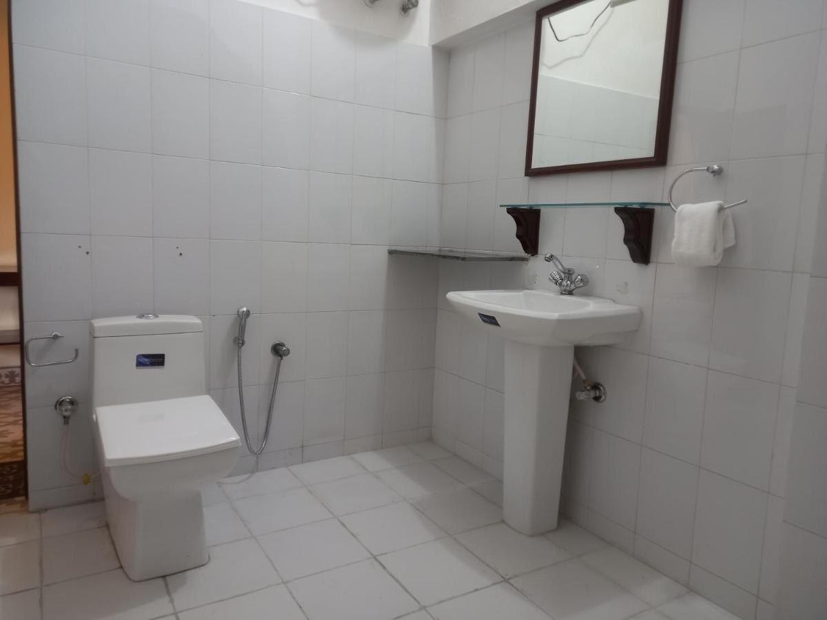 Sankhu Niwas Hotel Биканер Екстериор снимка
