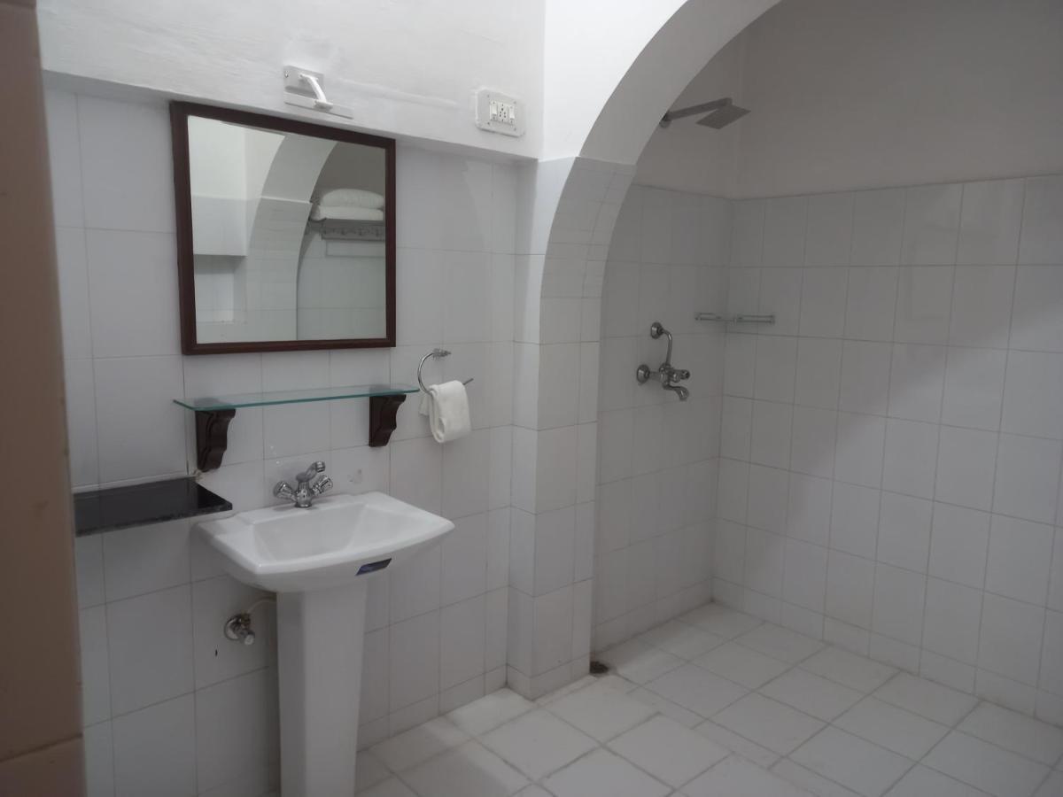 Sankhu Niwas Hotel Биканер Екстериор снимка