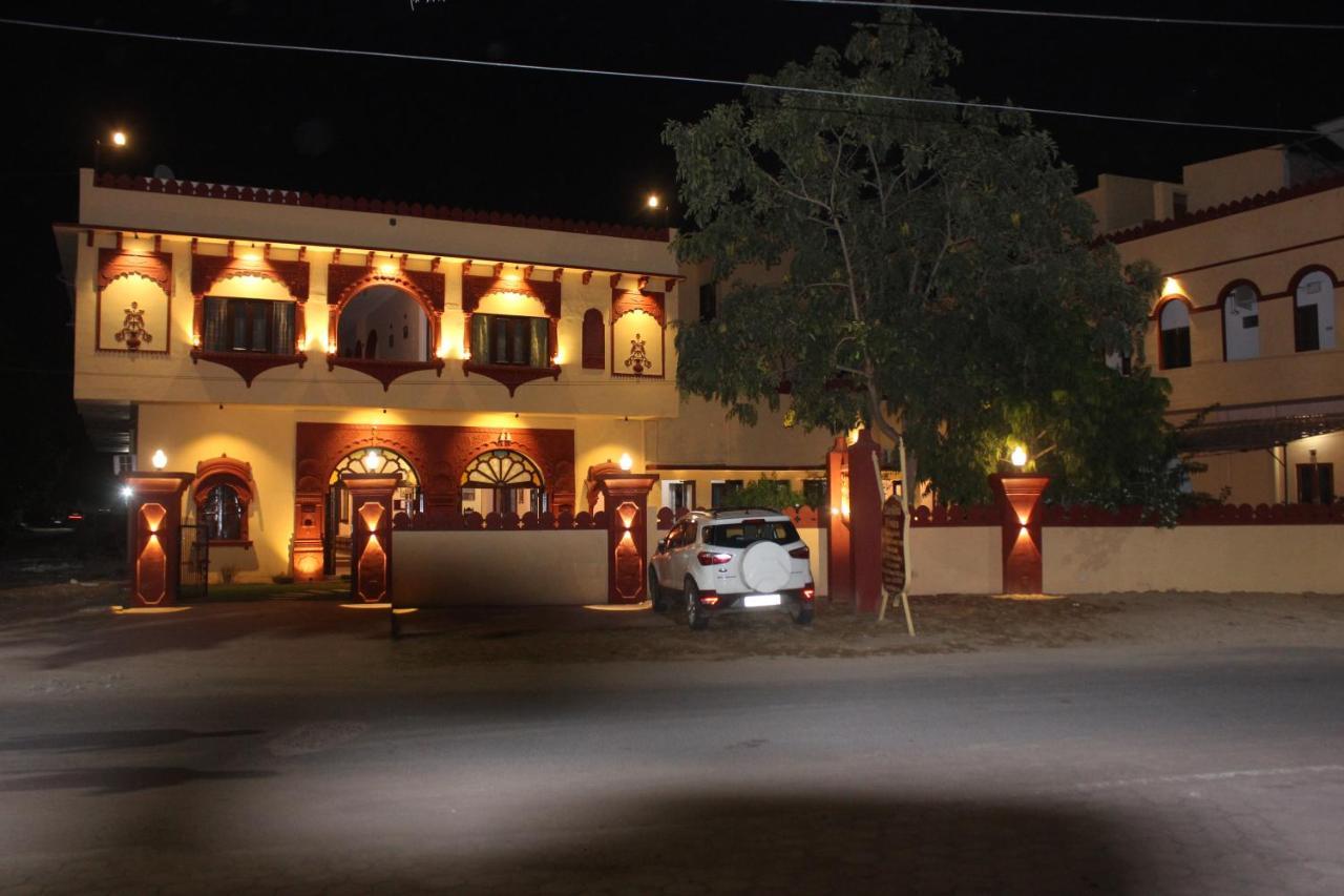 Sankhu Niwas Hotel Биканер Екстериор снимка