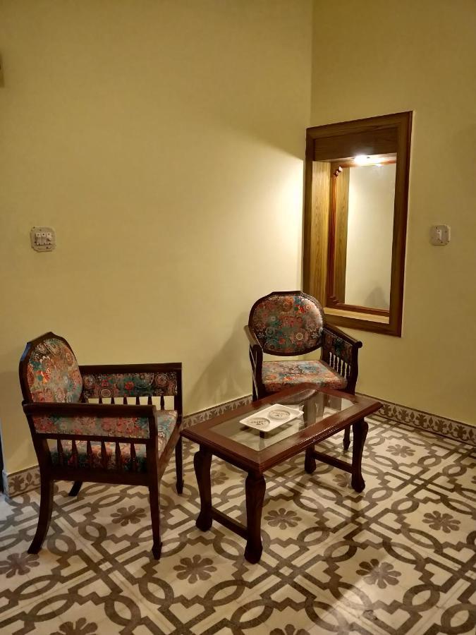 Sankhu Niwas Hotel Биканер Екстериор снимка