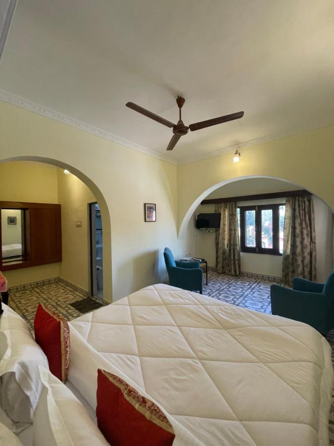 Sankhu Niwas Hotel Биканер Екстериор снимка