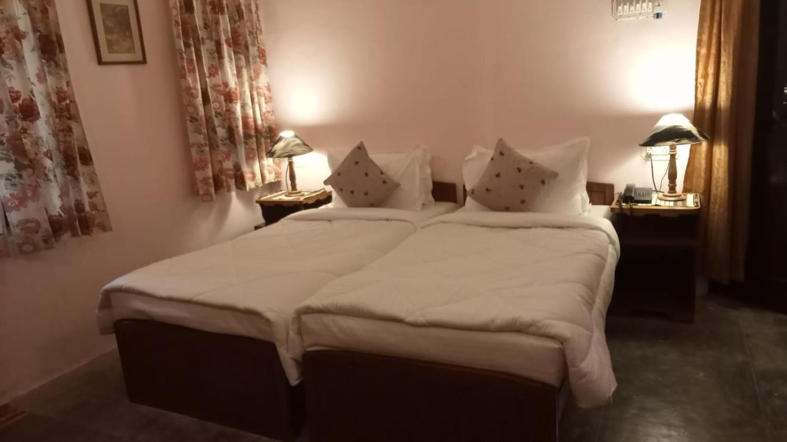 Sankhu Niwas Hotel Биканер Стая снимка